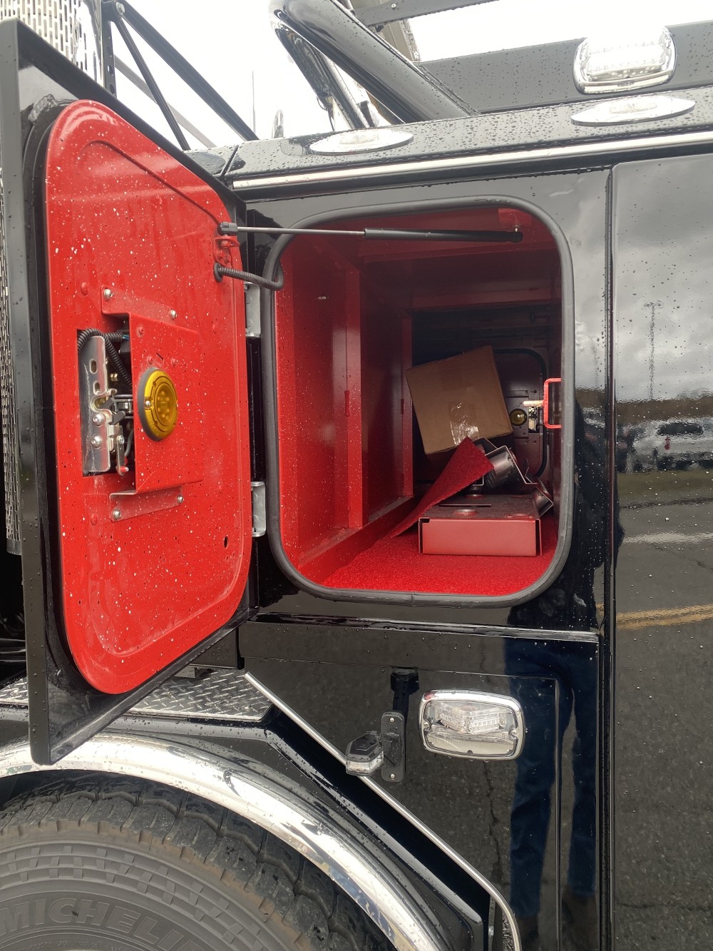 2025 Peterbilt 567 Tandem Tandem 6